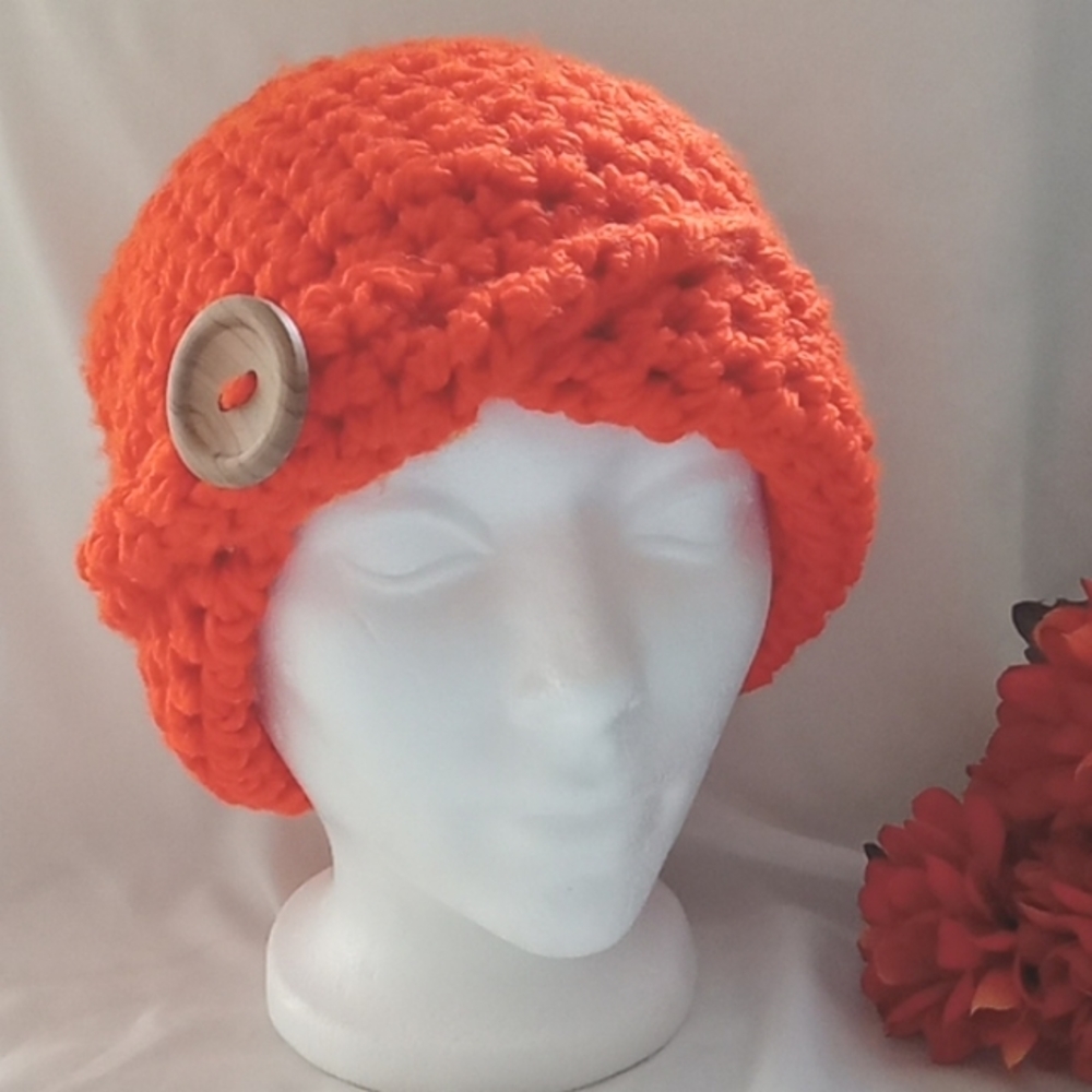 ⭐️ Host Pick ⭐️ Handmade | Burnt Orange Crocheted Hat